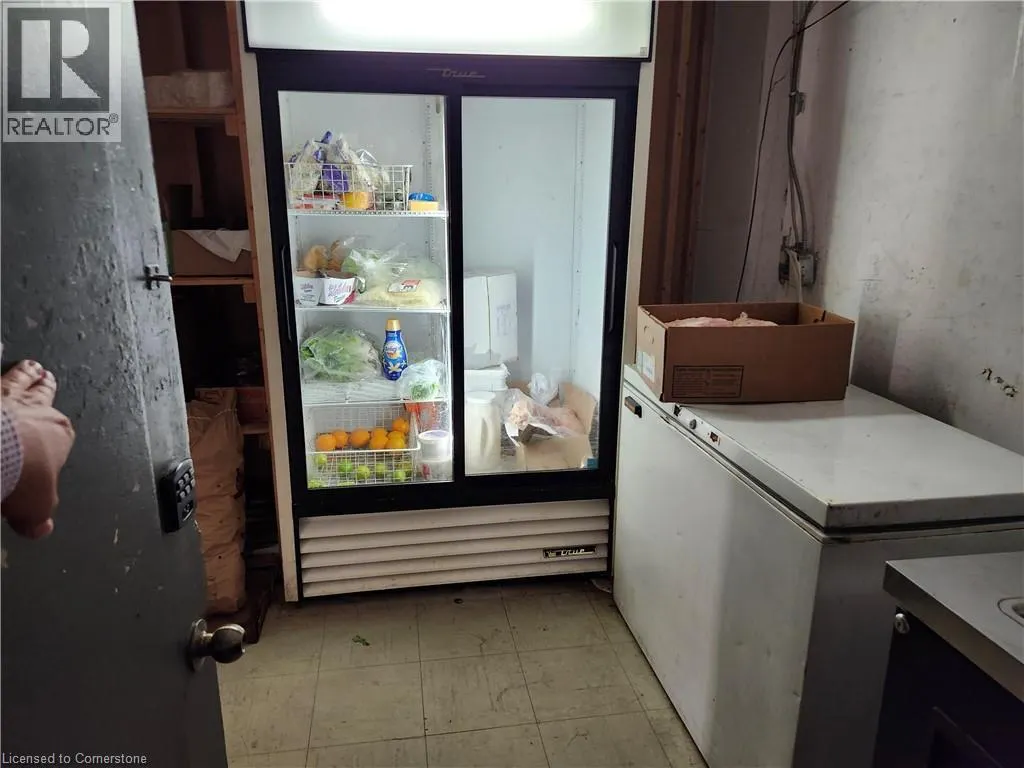 49 SCOTT Street W Unit# A, #A