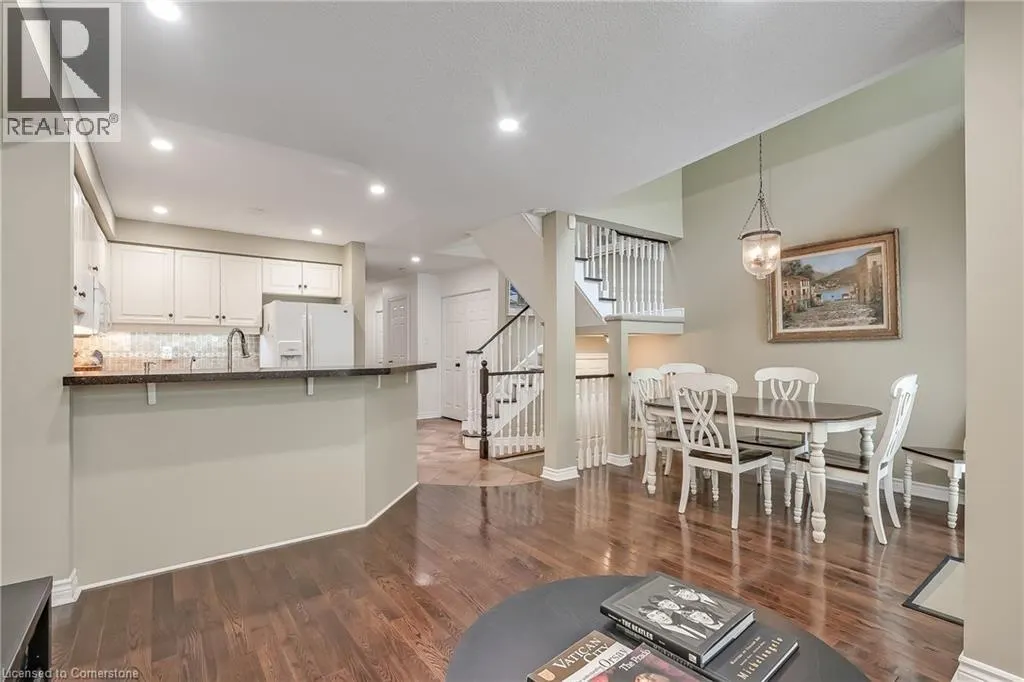 1240 WESTVIEW Terrace Unit# 87, #87