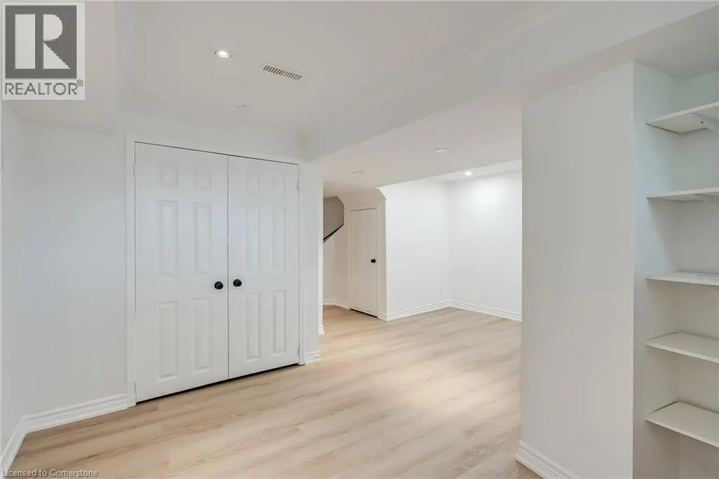 1240 WESTVIEW Terrace Unit# 87, #87