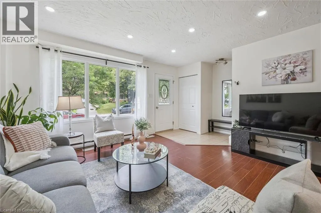 187A CEDARVALE Crescent