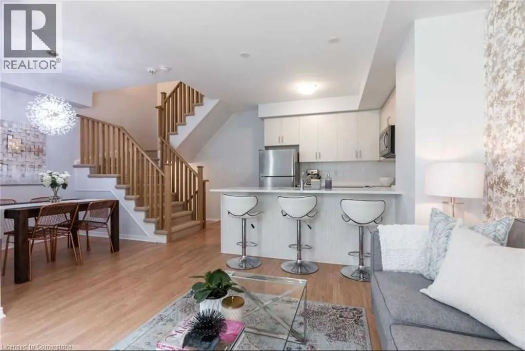 22 APPLEWOOD Lane Unit# 27, #27