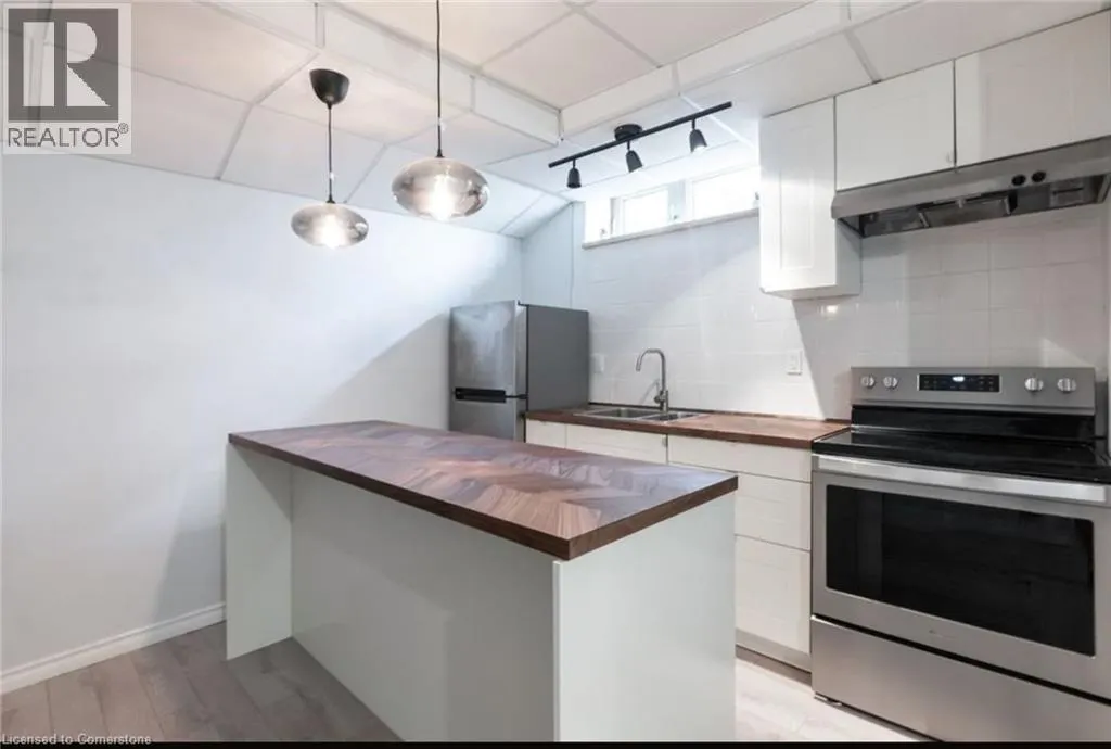 22 APPLEWOOD Lane Unit# 27, #27