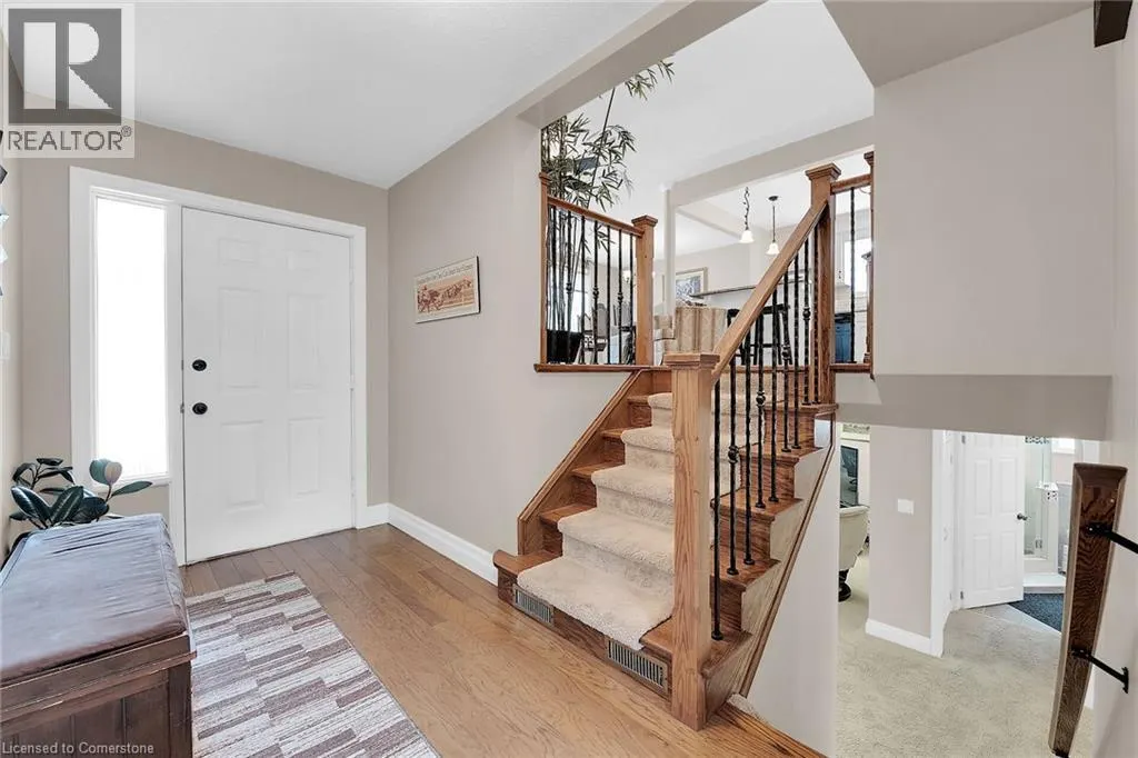 111 KINROSS Street