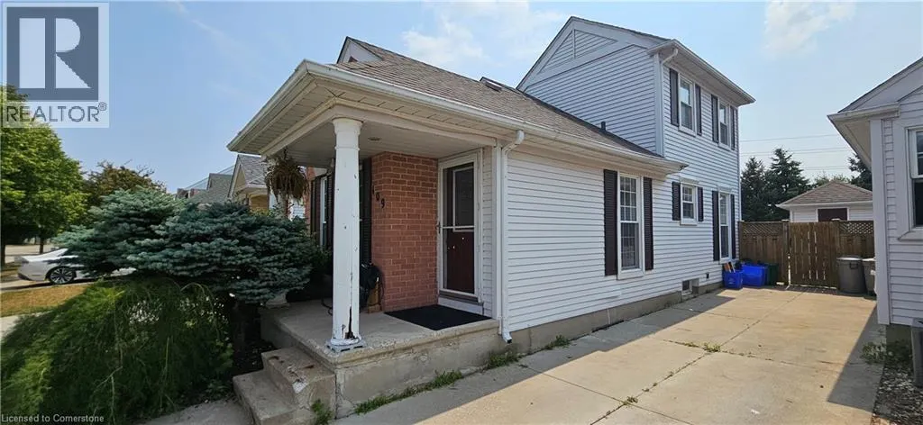 109 WAKE ROBIN Drive