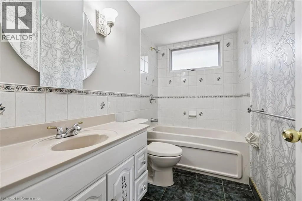 623 SHERATON Road
