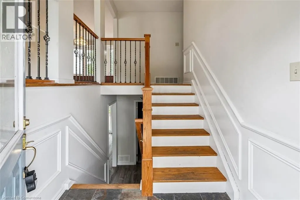 623 SHERATON Road