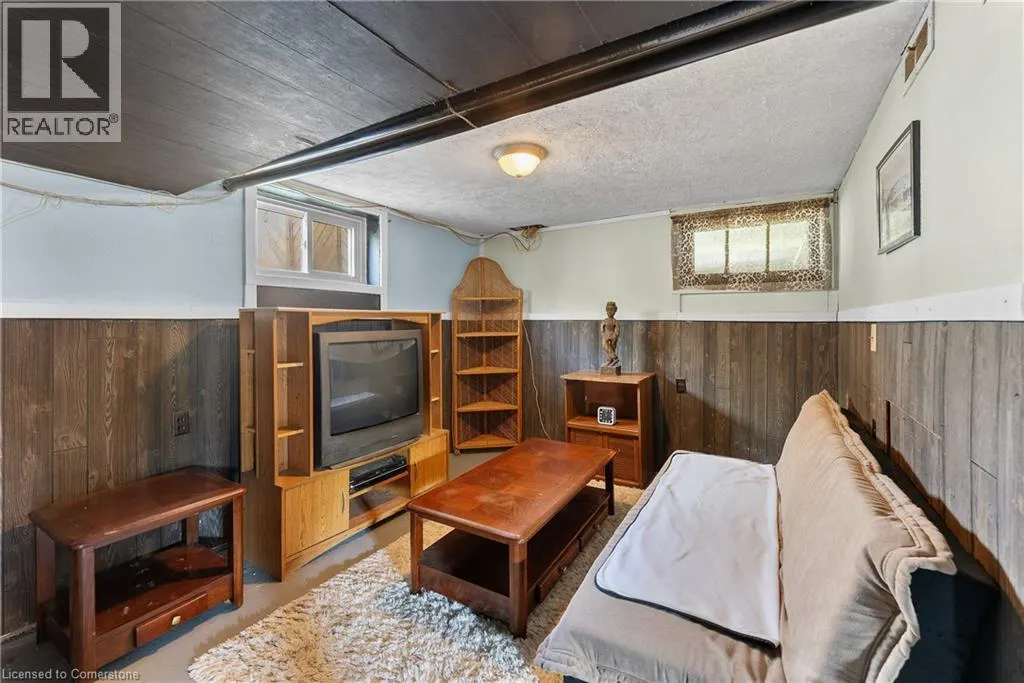 5387 CEDAR Street