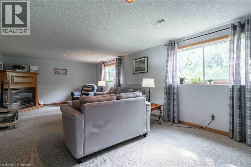 36 SILVER LAKE Drive