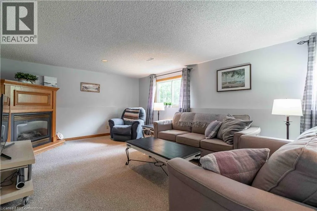36 SILVER LAKE Drive