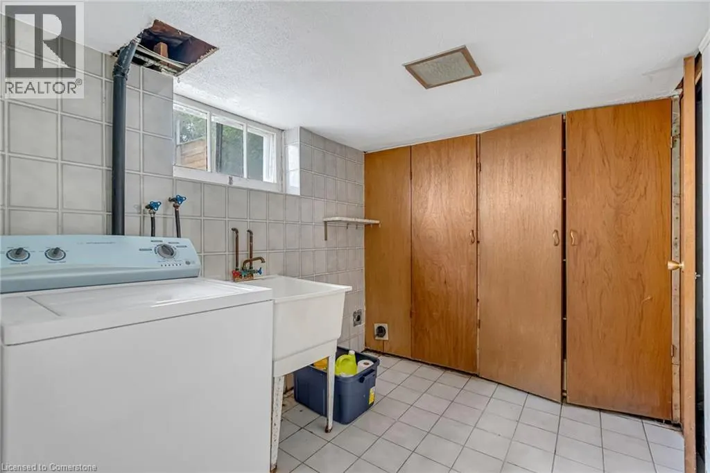 113 EAST 38TH Street