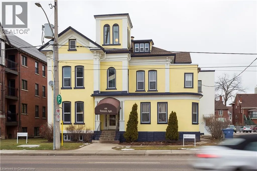 44 WEBER Street W