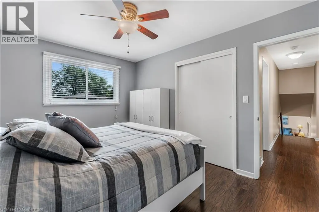 16 MEADOWBROOK Crescent
