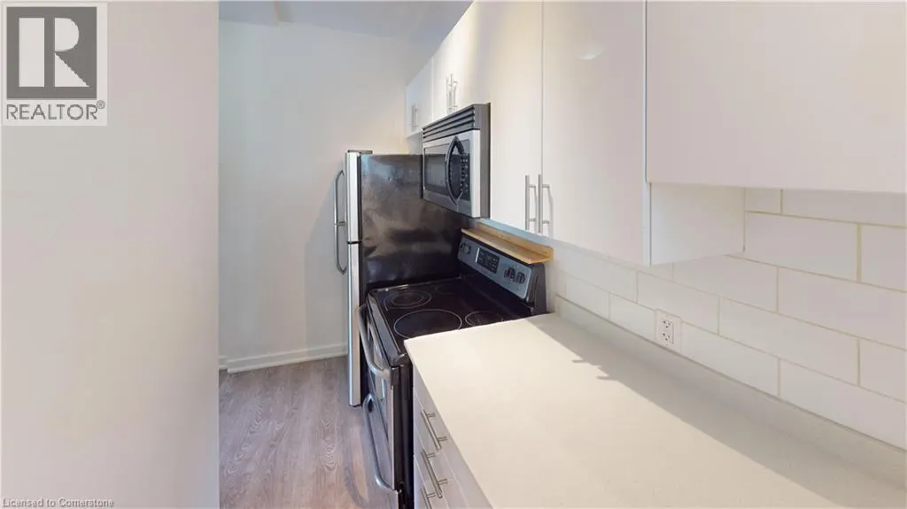 58 WEBER Street W