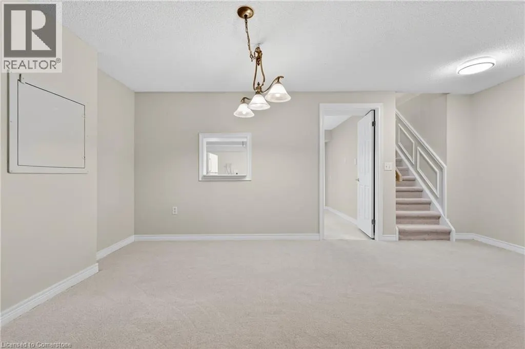 810 GOLF LINKS Road Unit# 2, #2