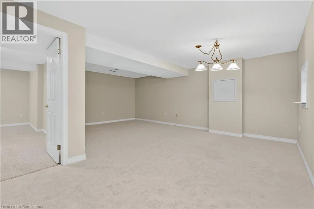 810 GOLF LINKS Road Unit# 2, #2