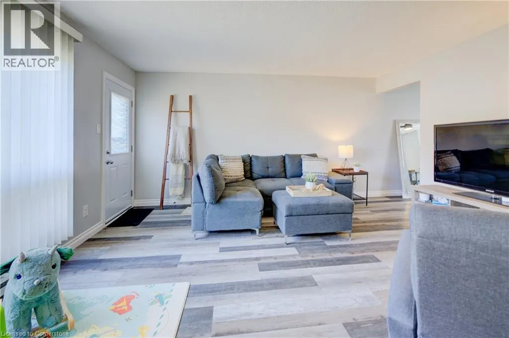 879 PARKINSON Road Unit# 28, #28