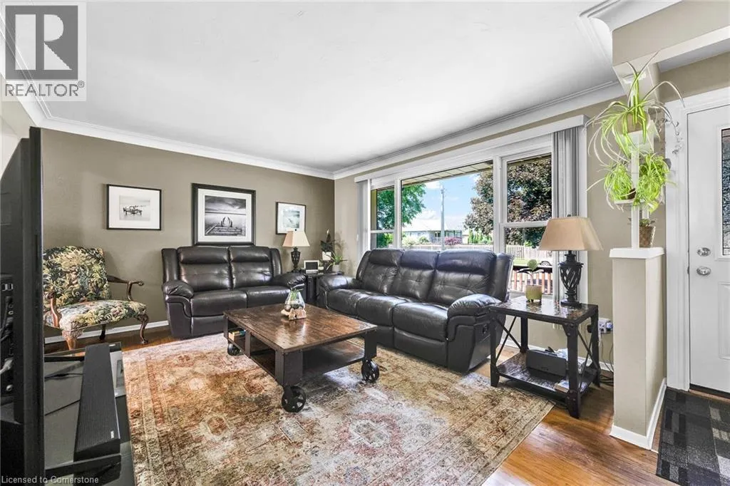 83 OAK Avenue