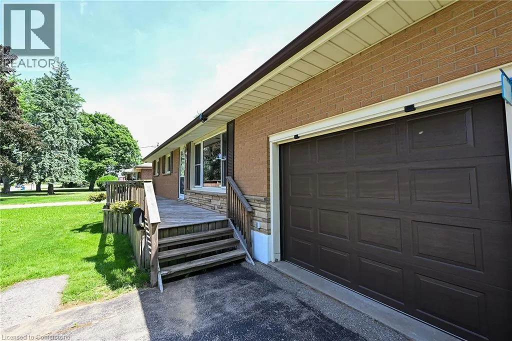 83 OAK Avenue
