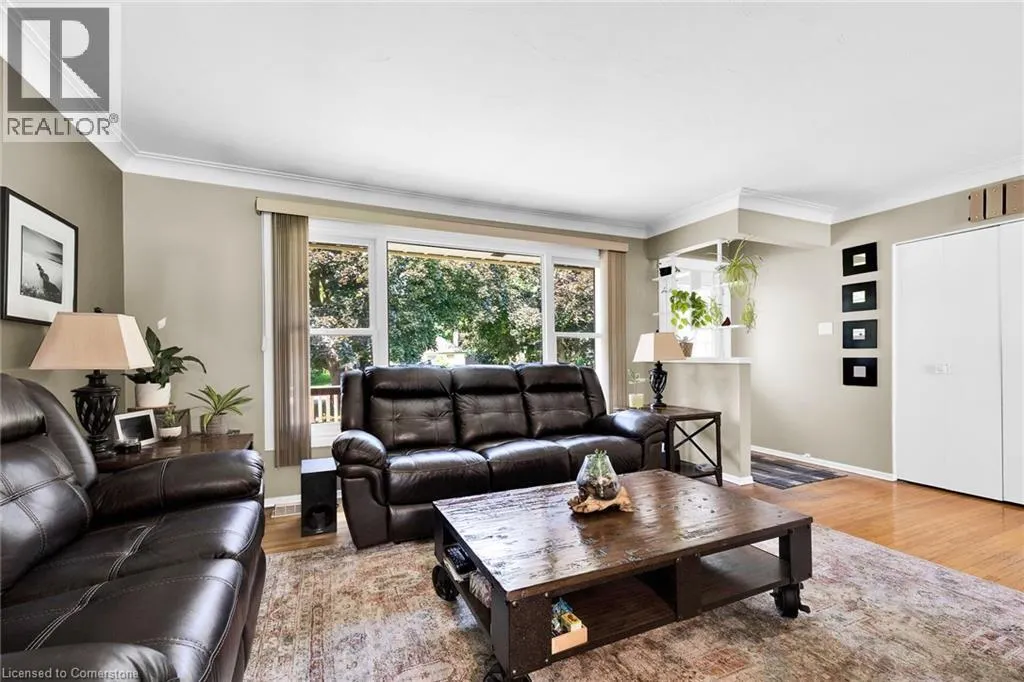 83 OAK Avenue