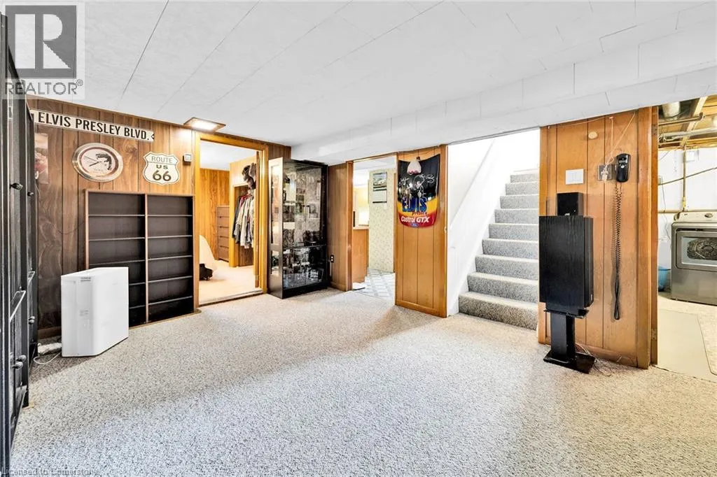 83 OAK Avenue