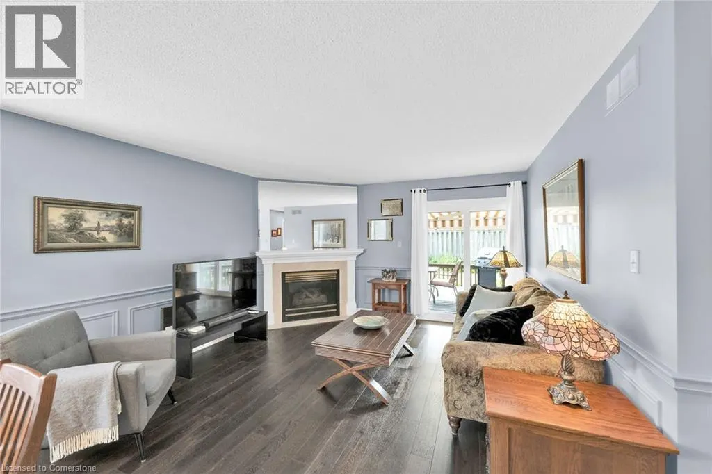 10 WENTWORTH Drive Unit# 7, #7