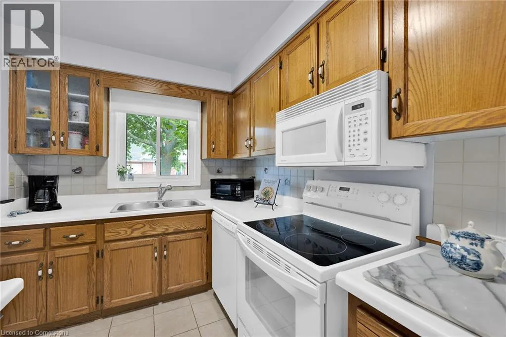 10 WENTWORTH Drive Unit# 7, #7