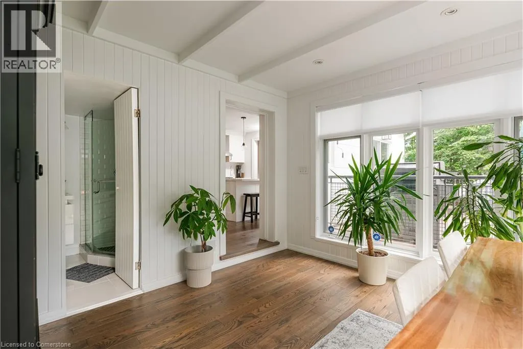 268 DOUGLAS Avenue