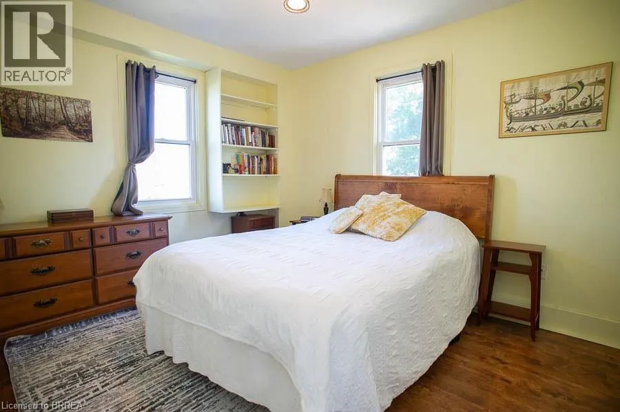 24 HILL Avenue