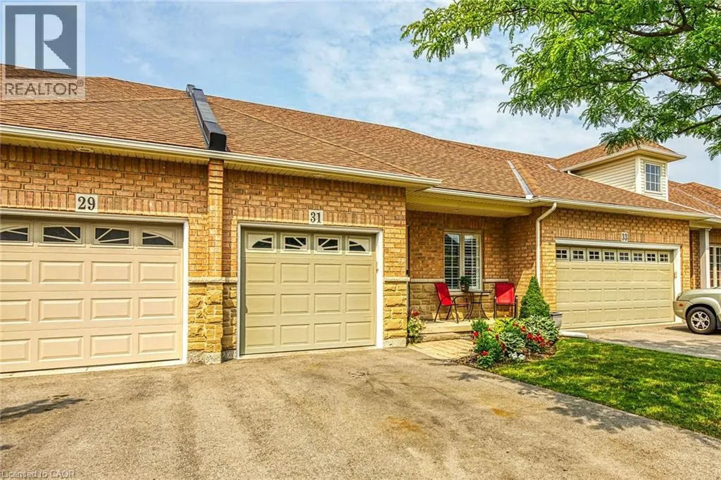 31 ABBOTSFORD Trail