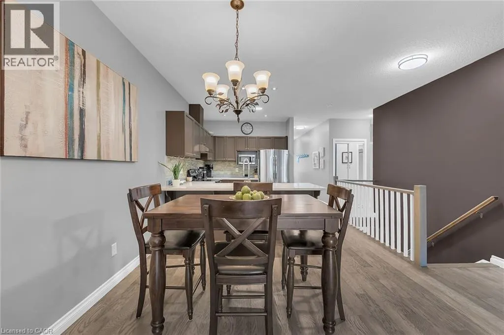 31 ABBOTSFORD Trail