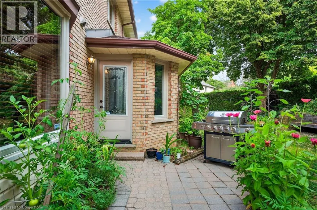 64 SUMMERDALE Place