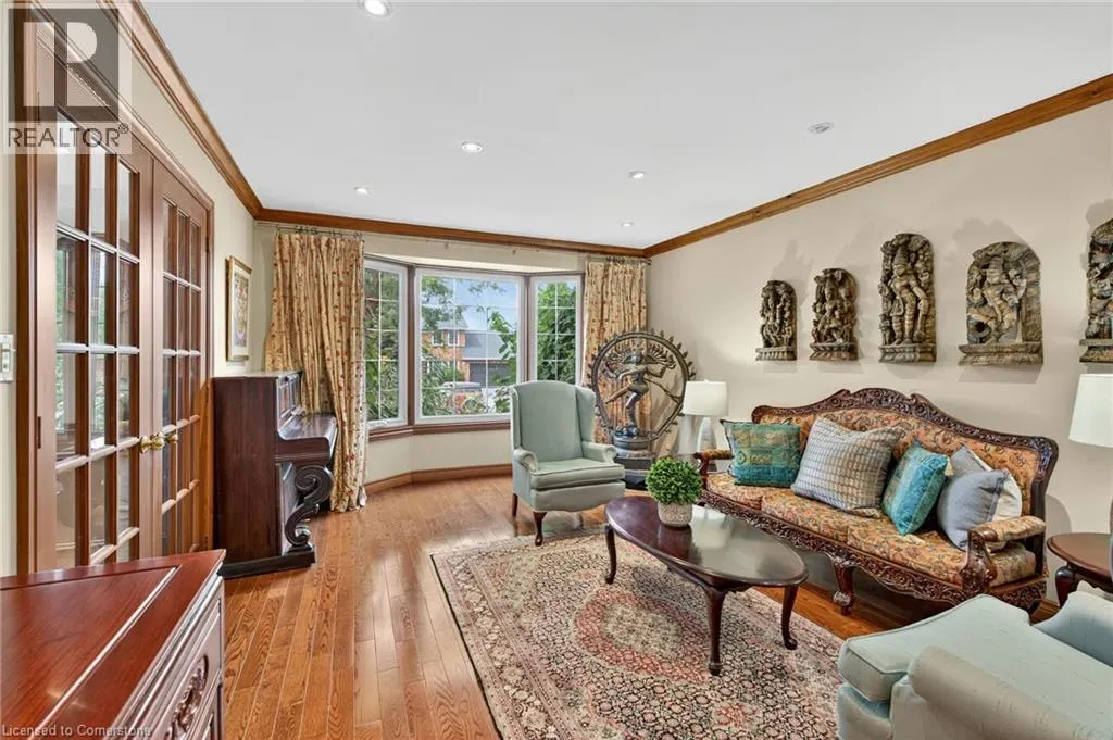 64 SUMMERDALE Place