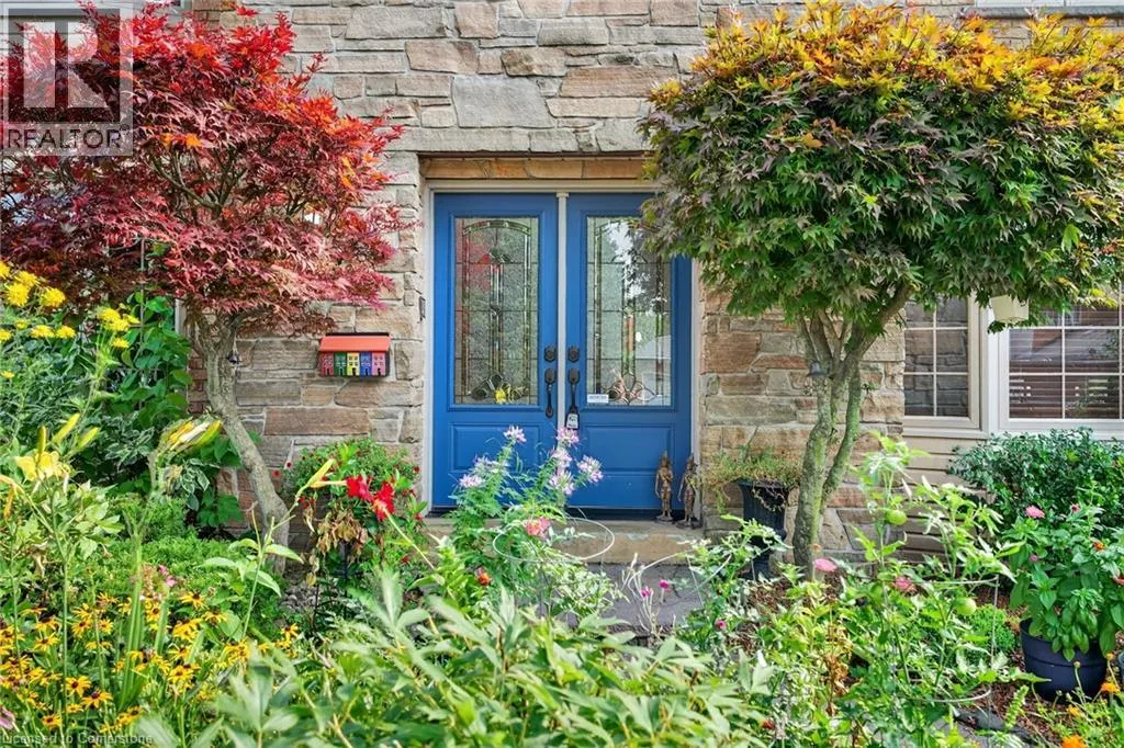 64 SUMMERDALE Place