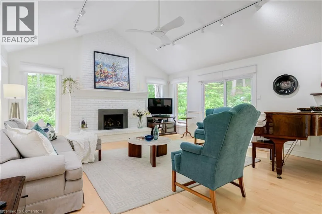 158 SULPHUR SPRINGS Road