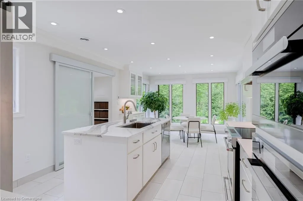 158 SULPHUR SPRINGS Road