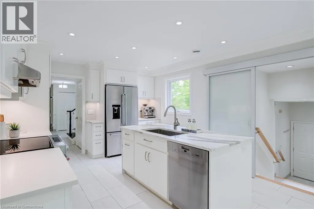 158 SULPHUR SPRINGS Road
