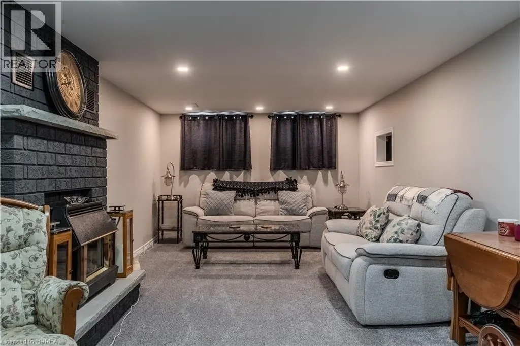 43 LINDEN Avenue