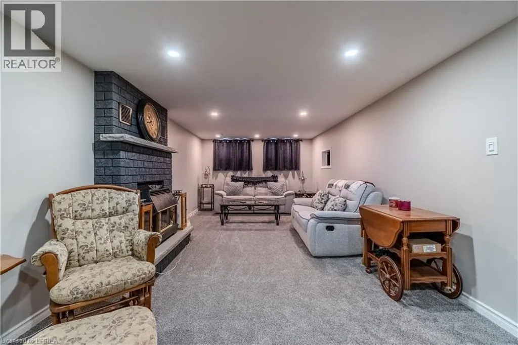 43 LINDEN Avenue