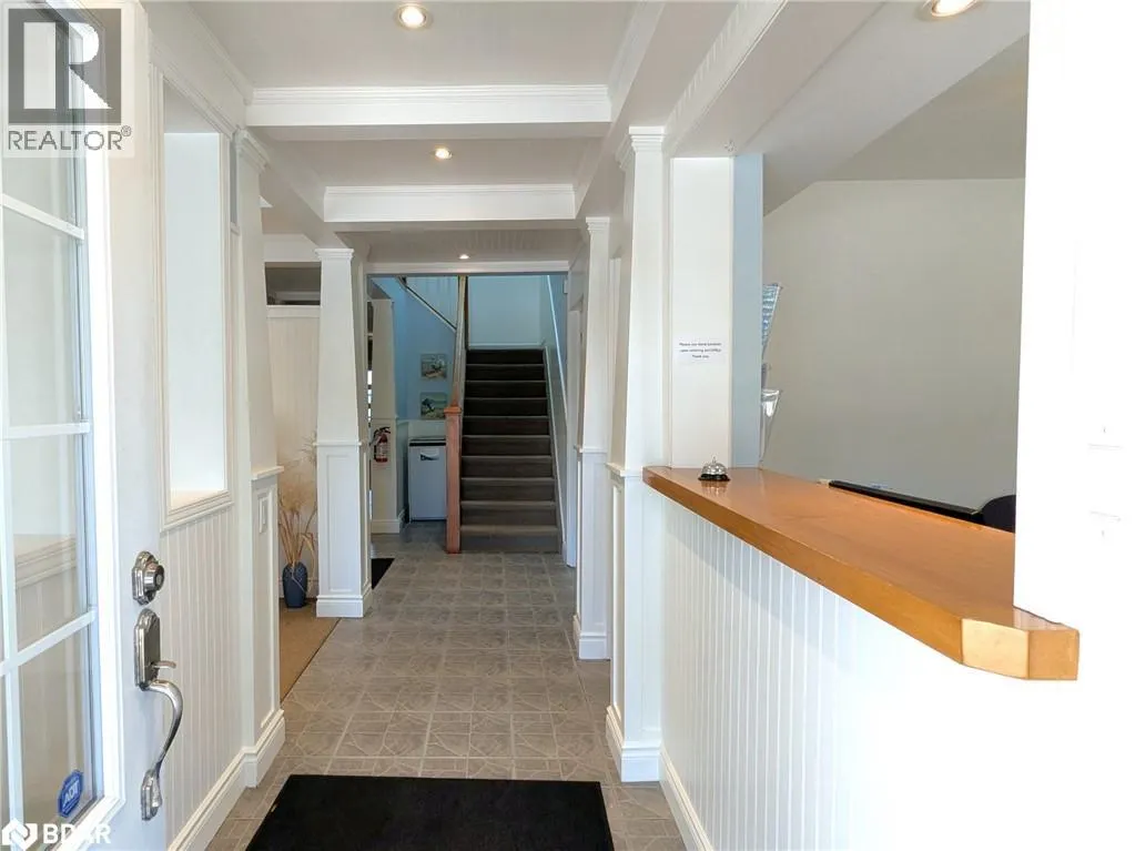 888 INNISFIL BEACH Road