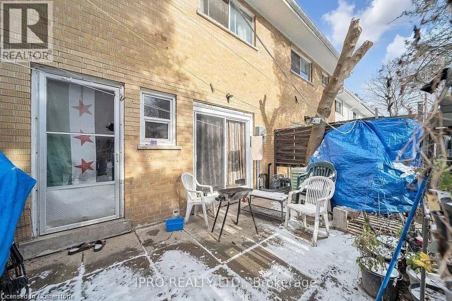312 WESTCOURT Place