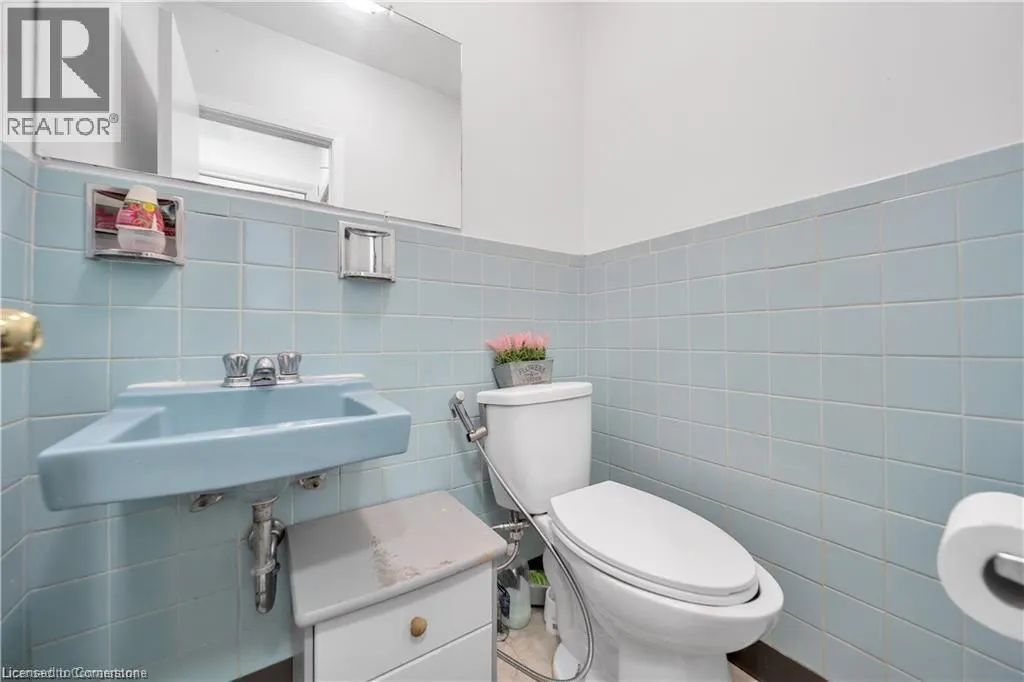 312 WESTCOURT Place