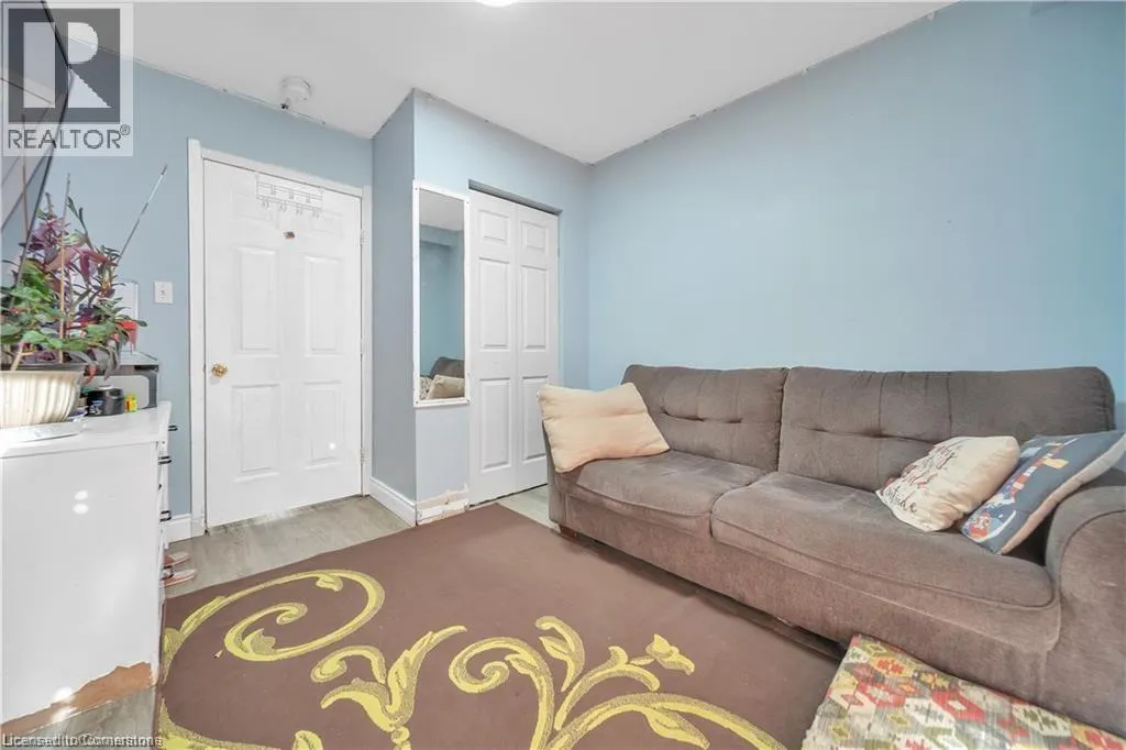 312 WESTCOURT Place
