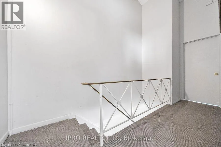 312 WESTCOURT Place