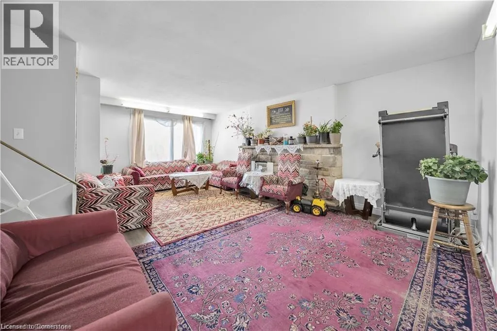 312 WESTCOURT Place