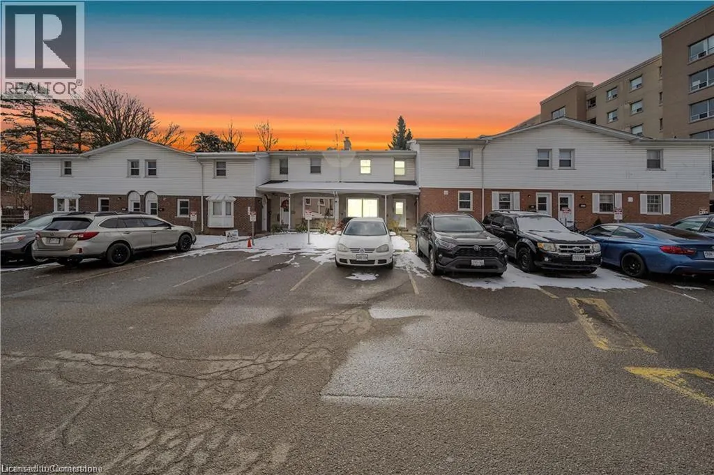 312 WESTCOURT Place