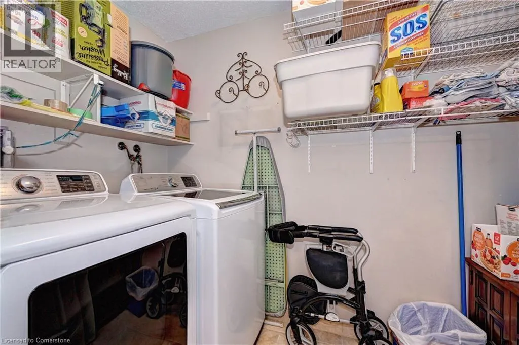 24 MARILYN Drive N Unit# 401, #401