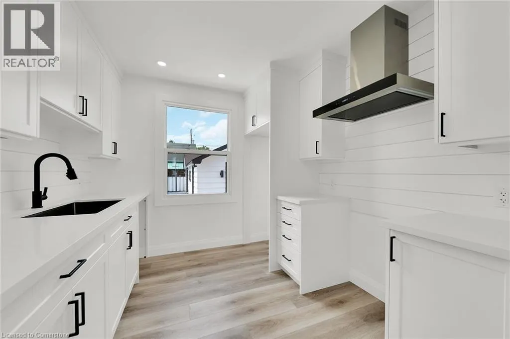 45 SYLVIA Crescent