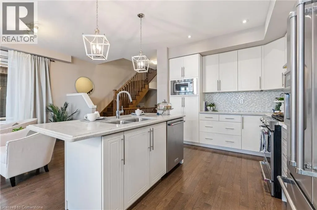 62 WATERVIEW Lane