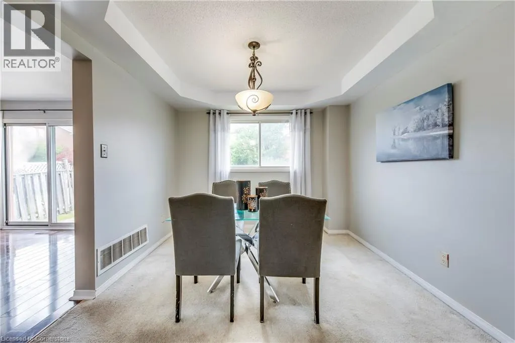 1157 CHARMINSTER Crescent