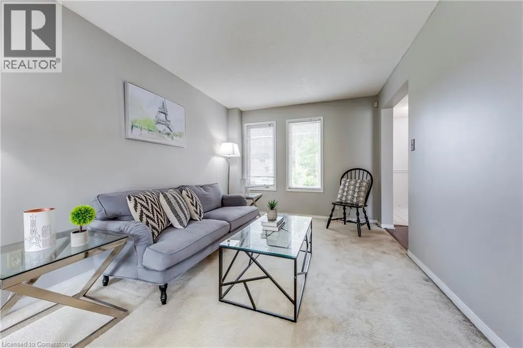 1157 CHARMINSTER Crescent